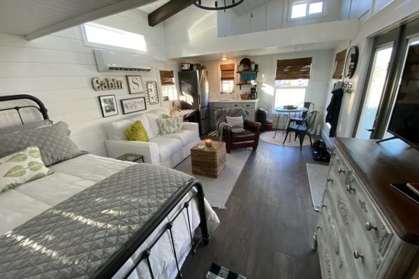 Crabbys-Cabins4-Big-Cabin1