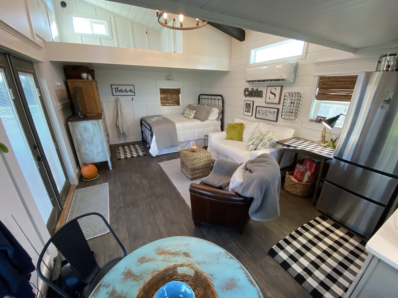 The Oasis Cabin - Cabins for Rent at Stockton Lake